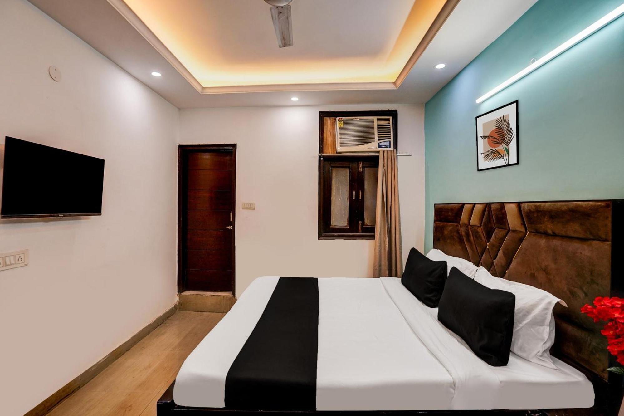 Hotel O Silver Key Kd Plaza Near Saket Metro Station New Delhi