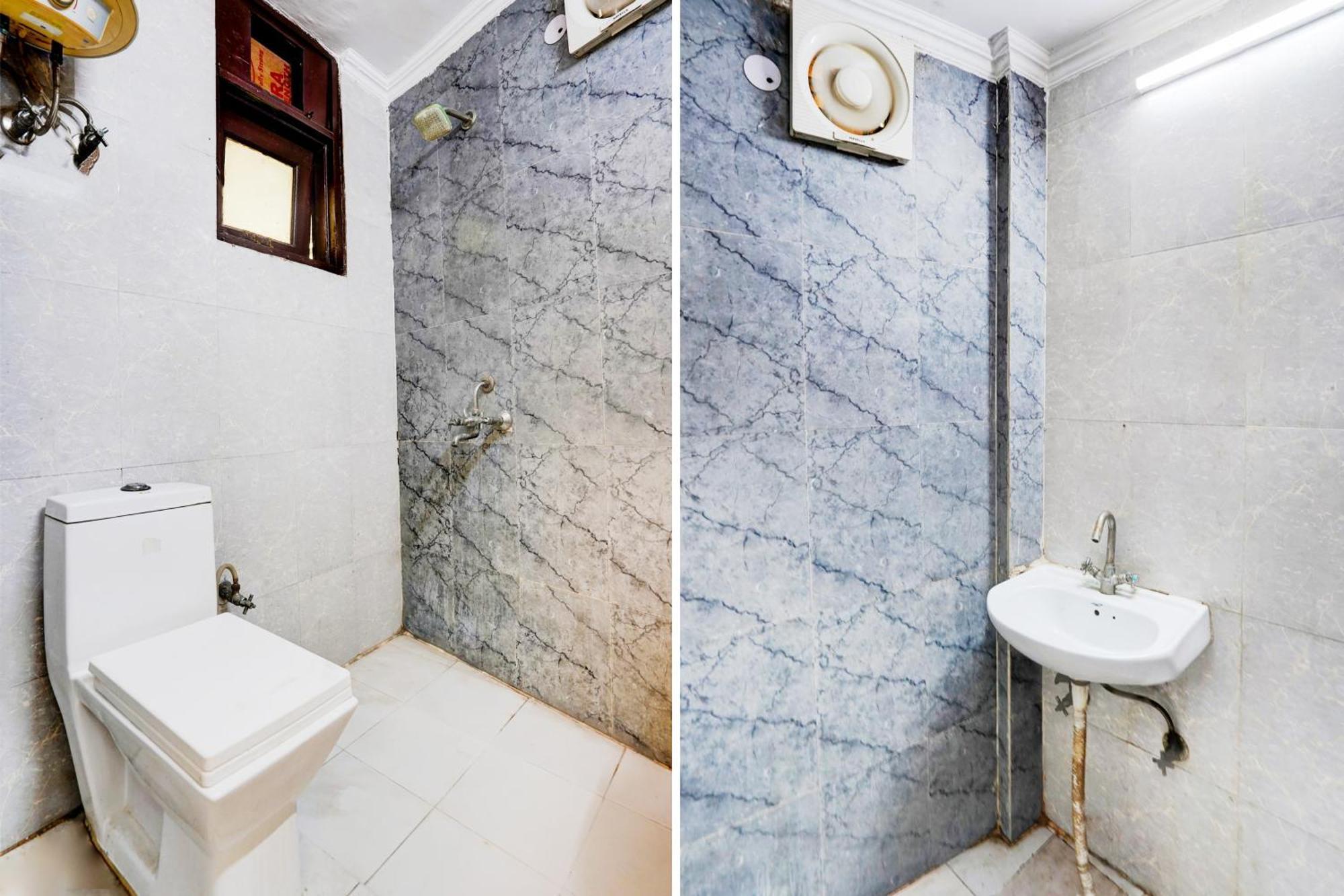 O Silver Key Kd Plaza Near Saket Metro Station New Delhi