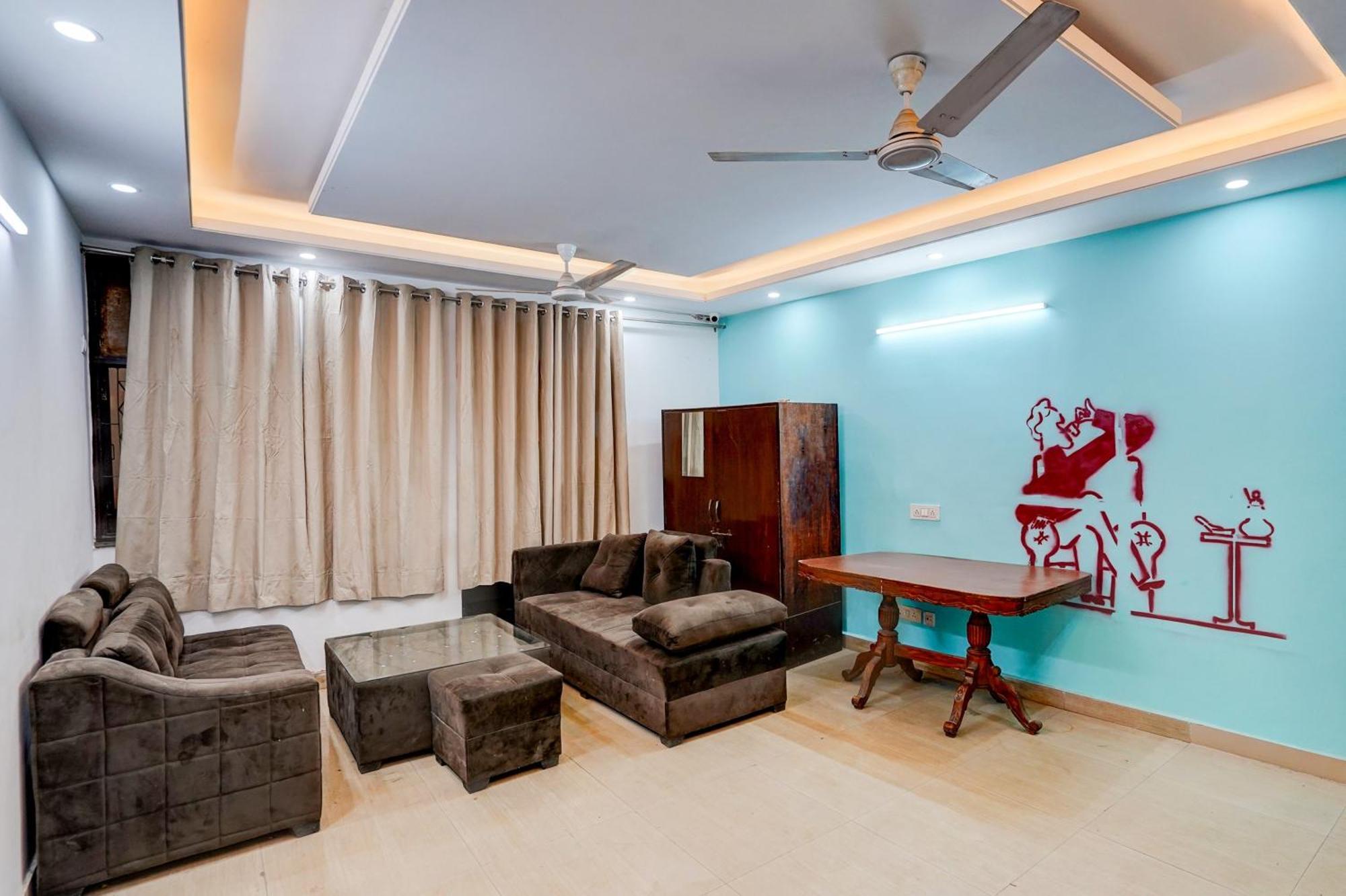 O Silver Key Kd Plaza Near Saket Metro Station New Delhi